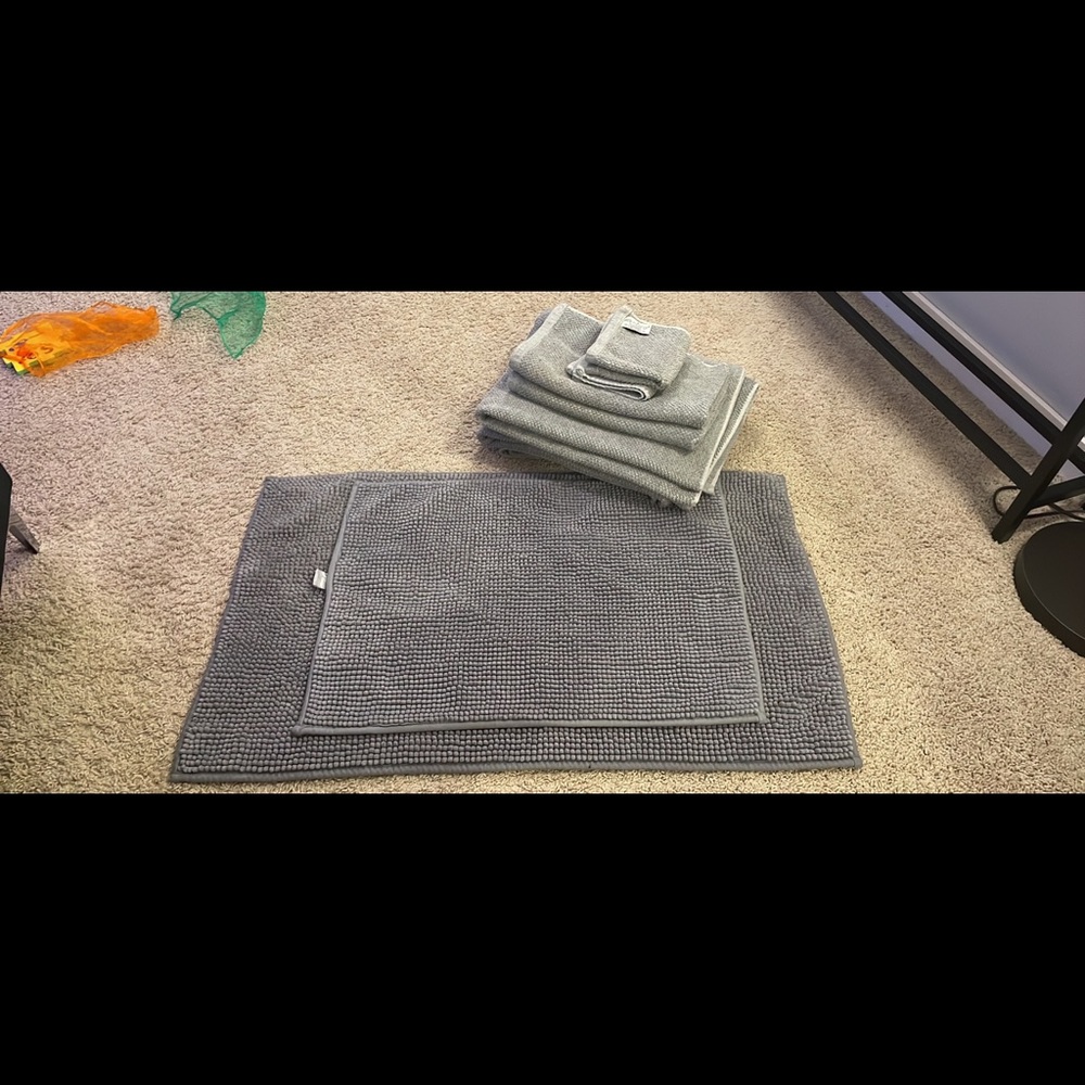 Gray bathroom set